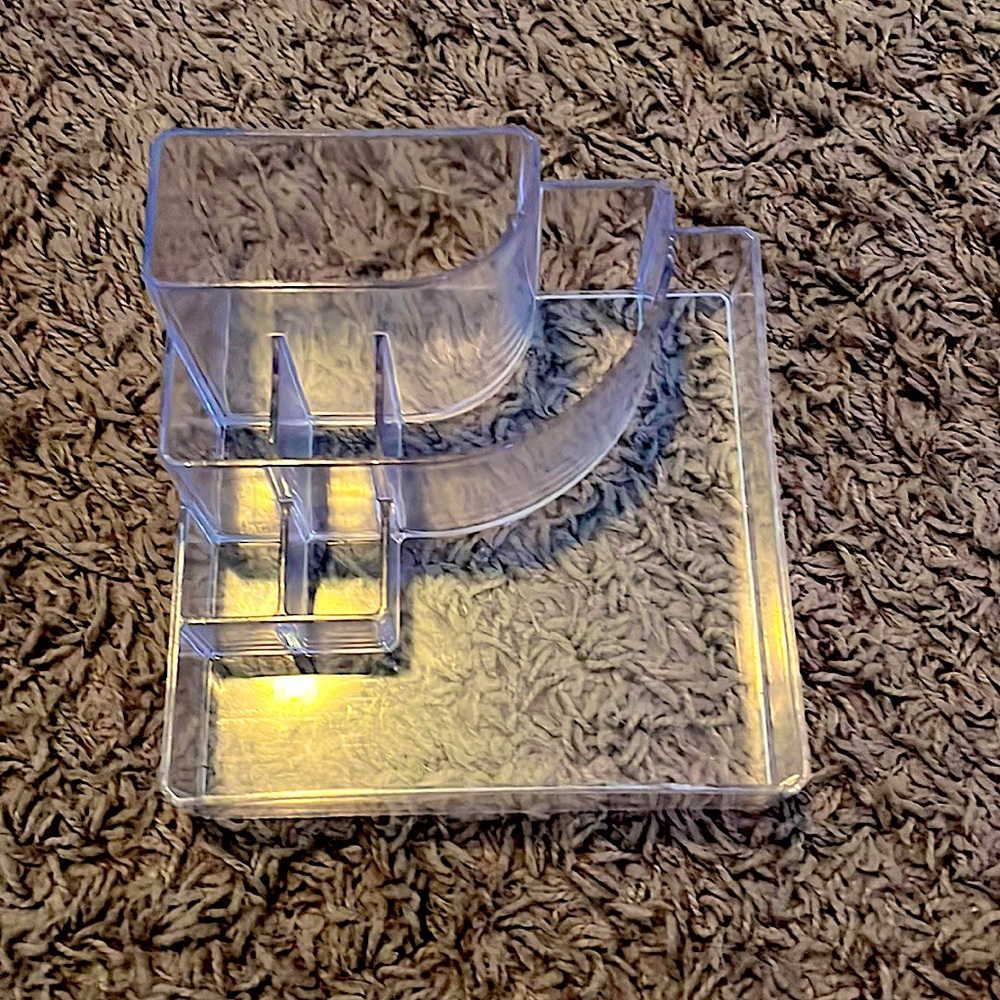 acrylic organizer,good condition , a little foggy